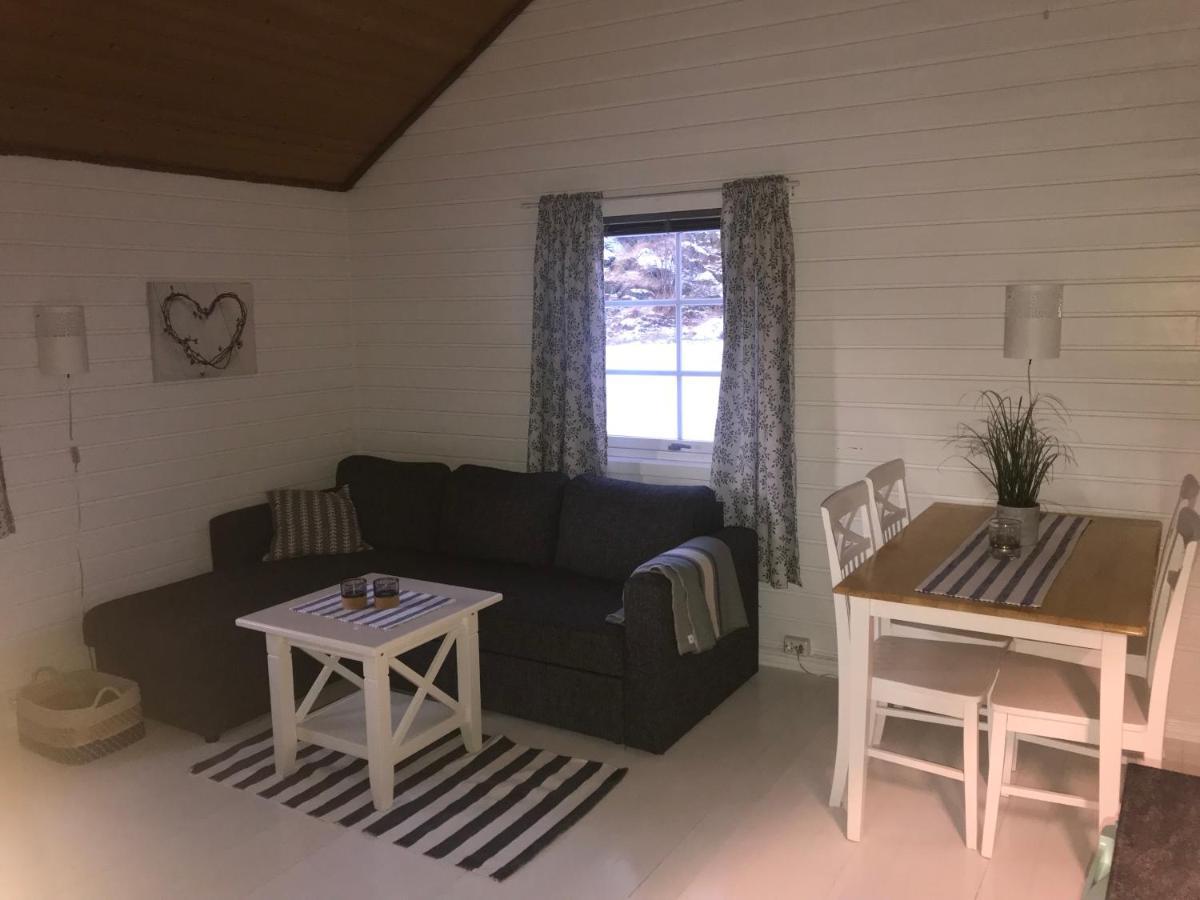 Waterfront Twin Cabin Stamsund Exterior photo
